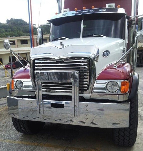 16” Mack Rd Chrome Bumper, #615 Wrap-Around  American Eagle, 9 Hidden Lights, Center Tow (SPECIAL ORDER ONLY) UNTIL SUPPLIES LAST — SKU US20-62004
